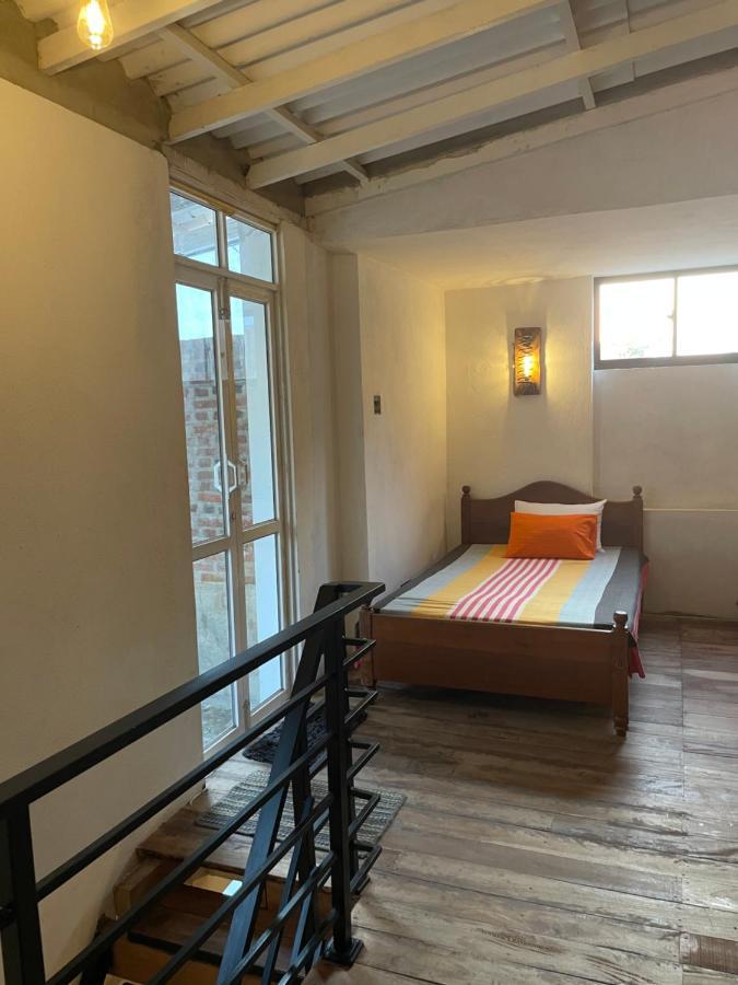Favela Apartment Colombo Exterior photo
